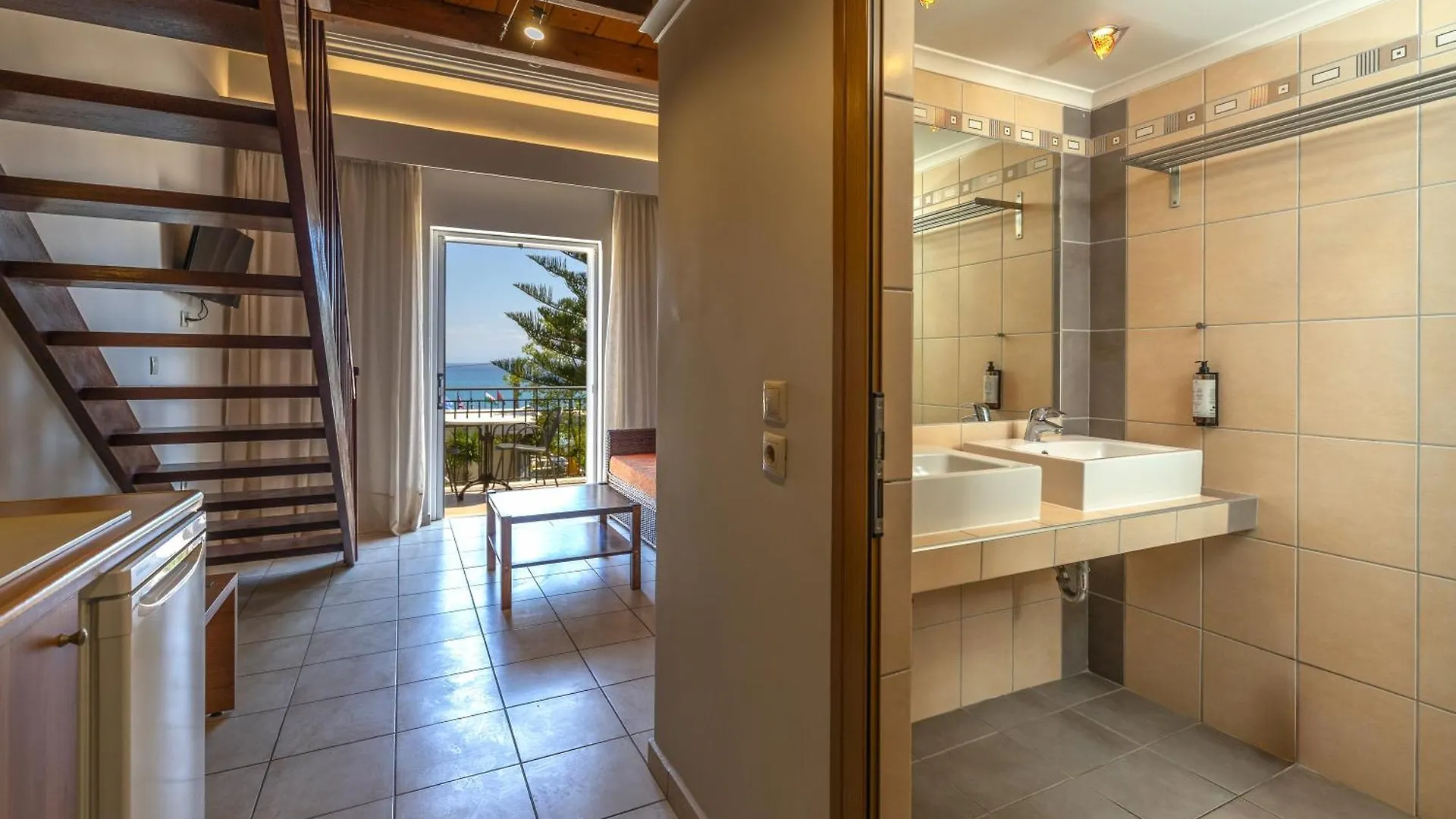 Anassa Hotel Skala